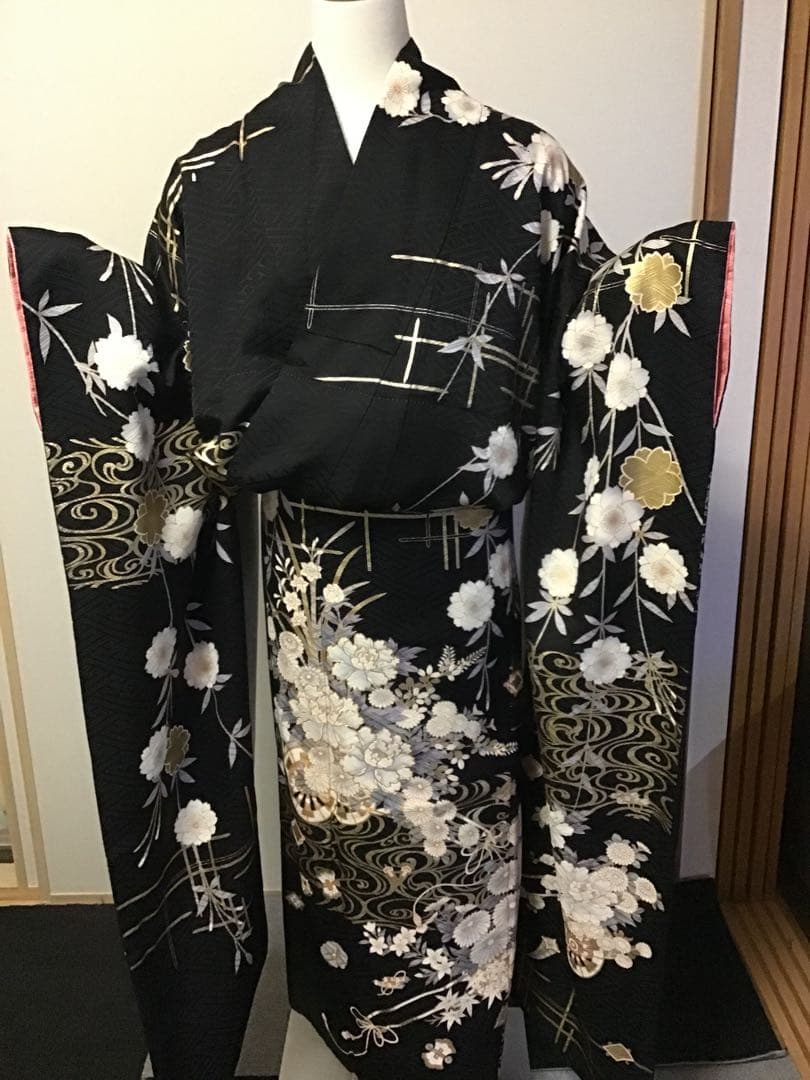 振袖フルセット　黒　白　金　金彩　金糸刺繍　振袖6点セット　成人式
