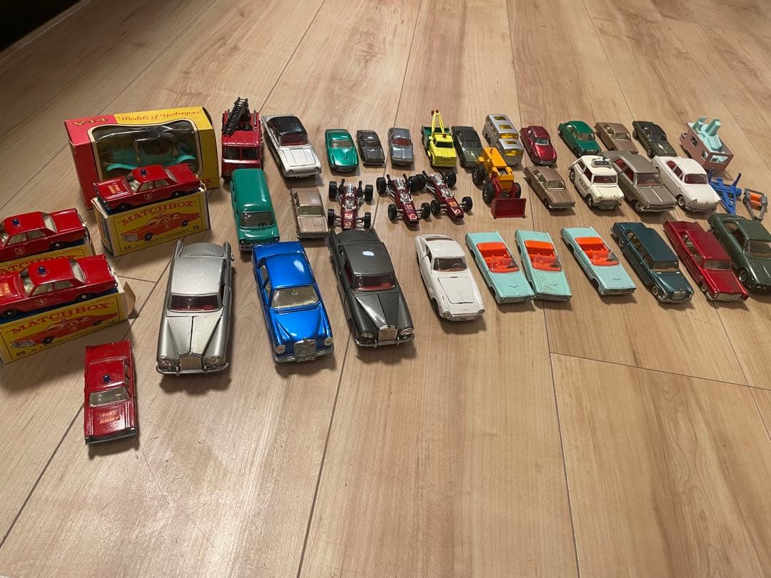 MATCHBOX 等　ミニカーセット売り