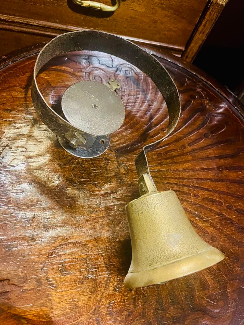 英国アンティークサーヴァントベル①