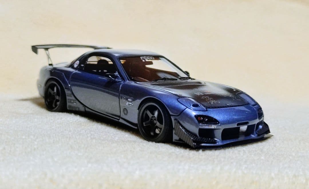 1/43　イグニッションモデル　　FEED　魔王FD3S〈改〉（フジタ.E）