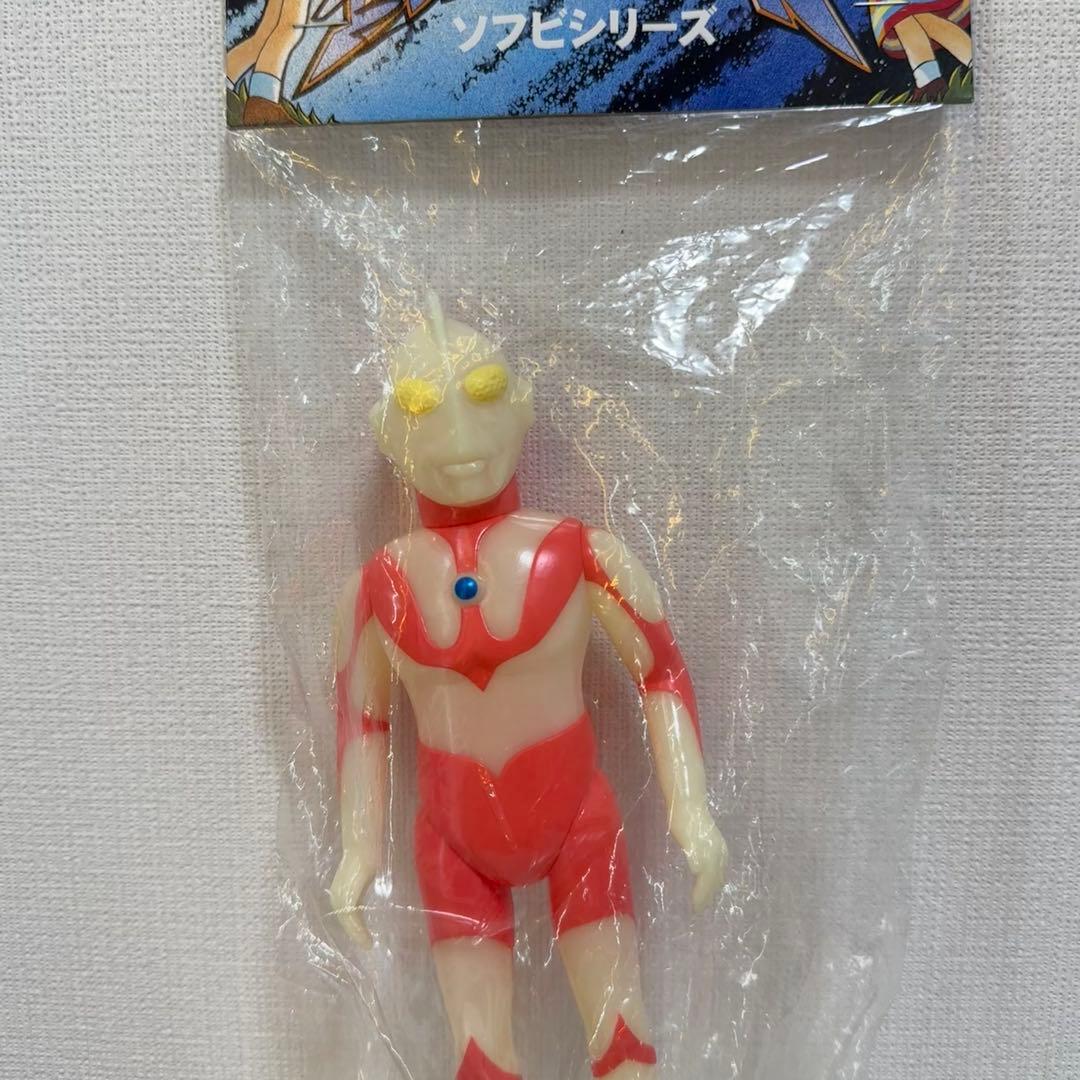 やまなや　銀河連邦シリーズ　ウルトラマン　Aタイプ　全身発光　蓄光　サイン入り