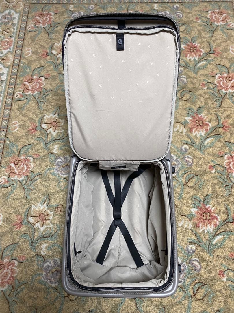 ◾️LOJEL◾️CUBO S REFRESH 37-42L カクタス　スーツケース