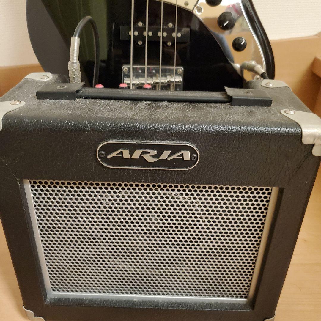 ​【届いてすぐ弾ける】エレキベース 初心者セット Ariaアンプ・付属品付