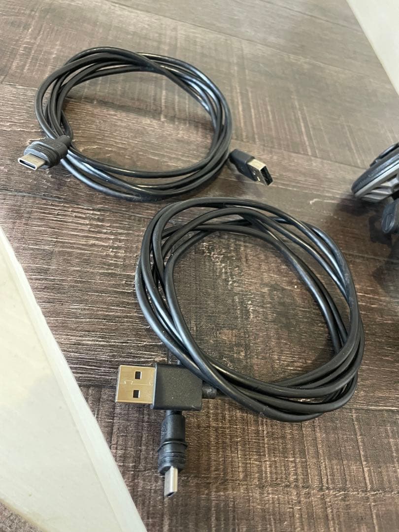 QUAD LOCK 充電器 + バイクマウント