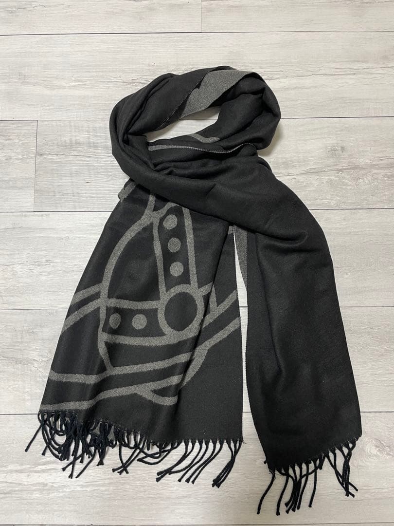 【最大値下げ】未使用　ヴィヴィアンデザインマフラー　ブラック　リバーシブル