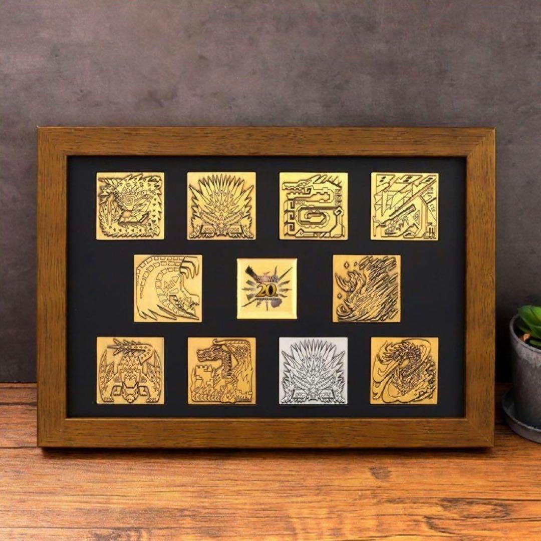 モンスターハンター20周年 大狩猟展 額装ピンズセット