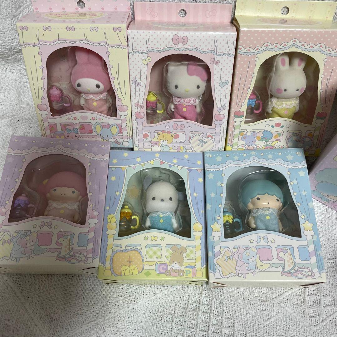 サンリオ　ベビーシリーズ　マスコット　トランク