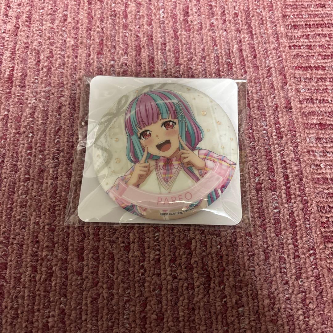 パレオ GiGO限定 ビッグ 缶バッジ