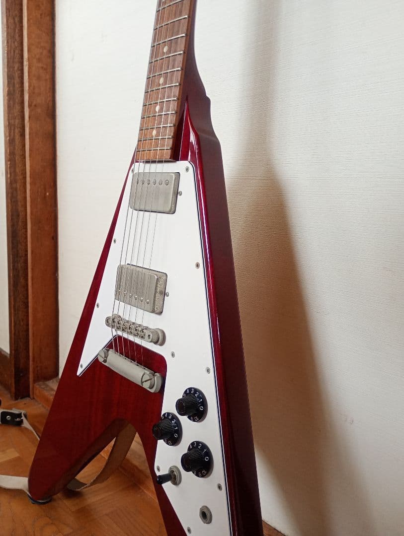 ふぁずたろう Epiphone Flying V エレキギター レッド