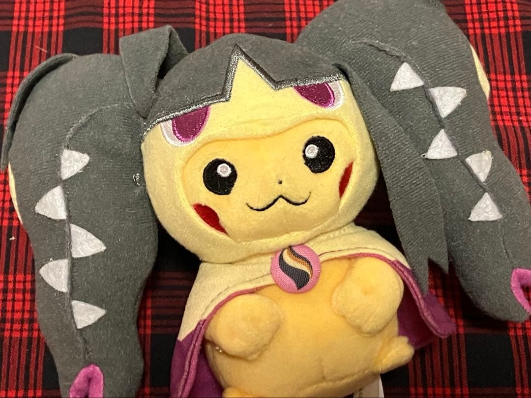 ポケモン メガクチート ポンチョを着たピカチュウ マスコット 美品