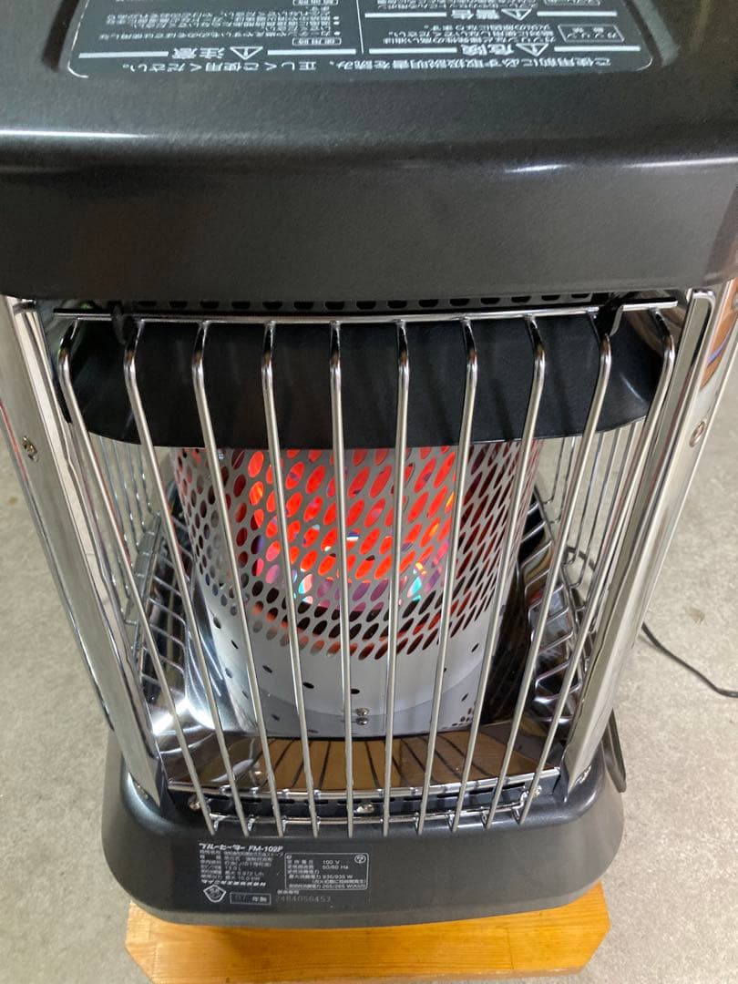 【送料無料！】業務用ストーブ　ダイニチブルーヒーターFM-102F ㉚