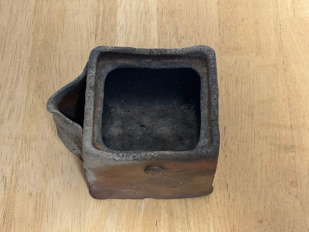 77.備前焼 宝瓶 登り窯 龍 りゅう 4角 手びねり 急須