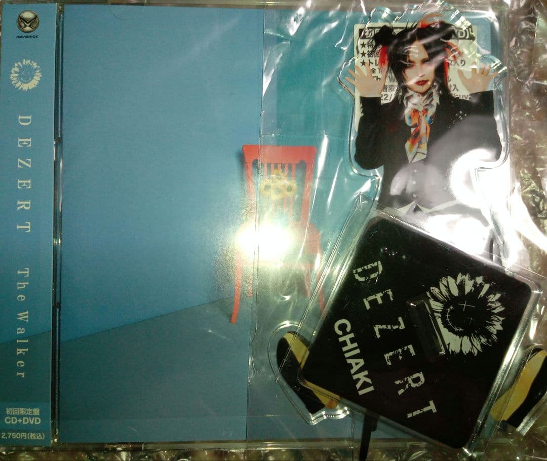 DEZERT The Walker CD+DVD アクリルスタンドセット