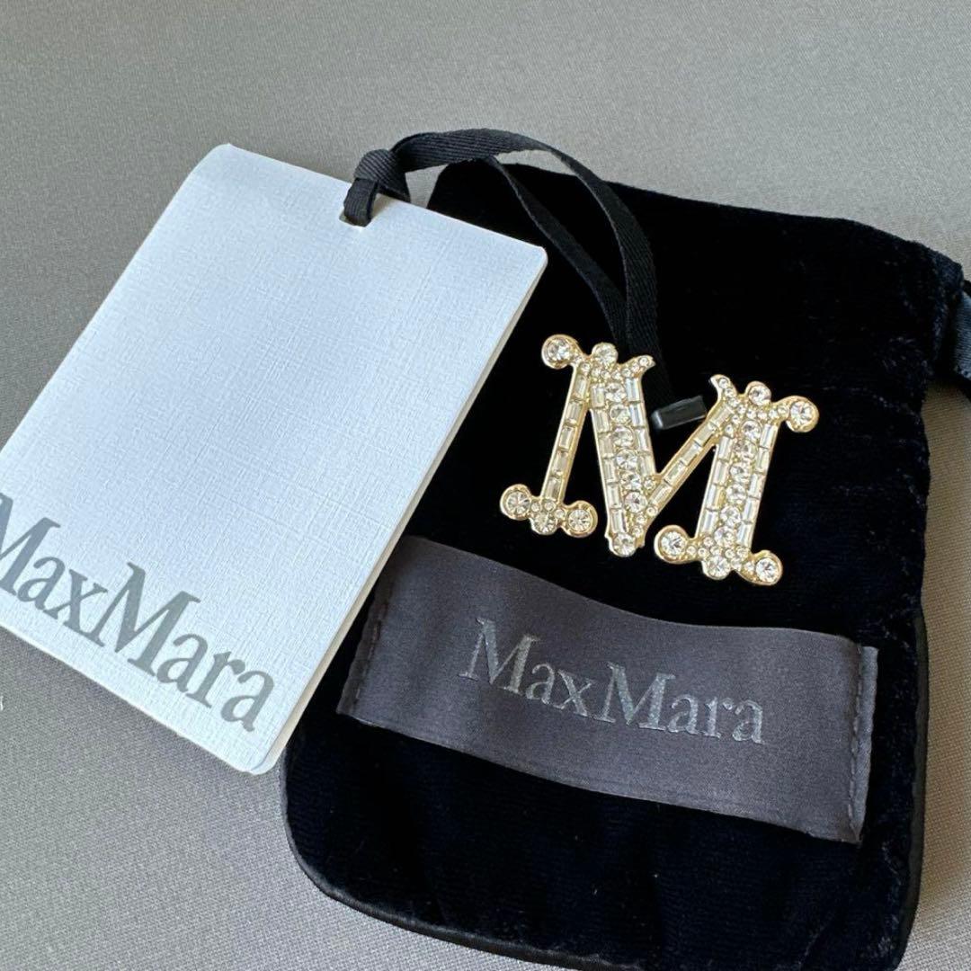 新品　マックスマーラ　クリスタルブローチ