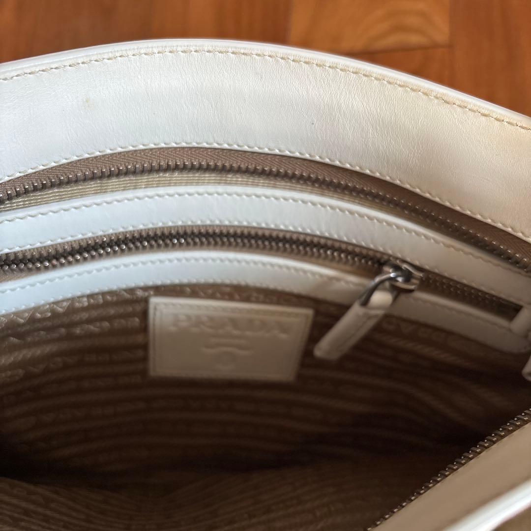 PRADA ショルダーバッグ ベージュ/ホワイト