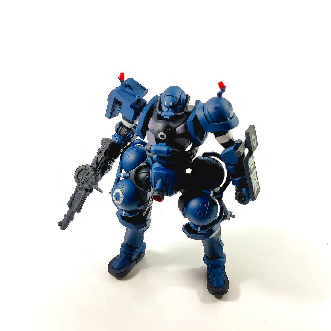 機動戦士ガンダム　ジークアクス　HG1/144 　軍警ザク　塗装完成品