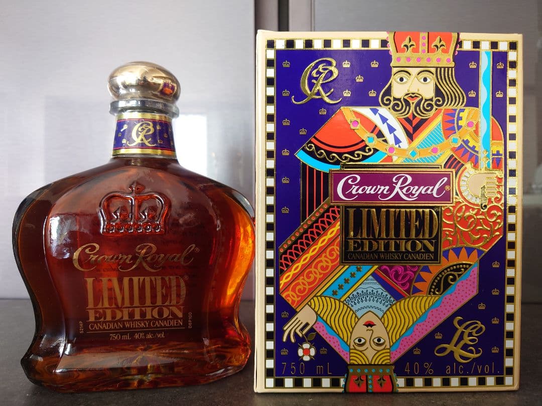 ウイスキー Crown  Limited Edition 750mL 40%