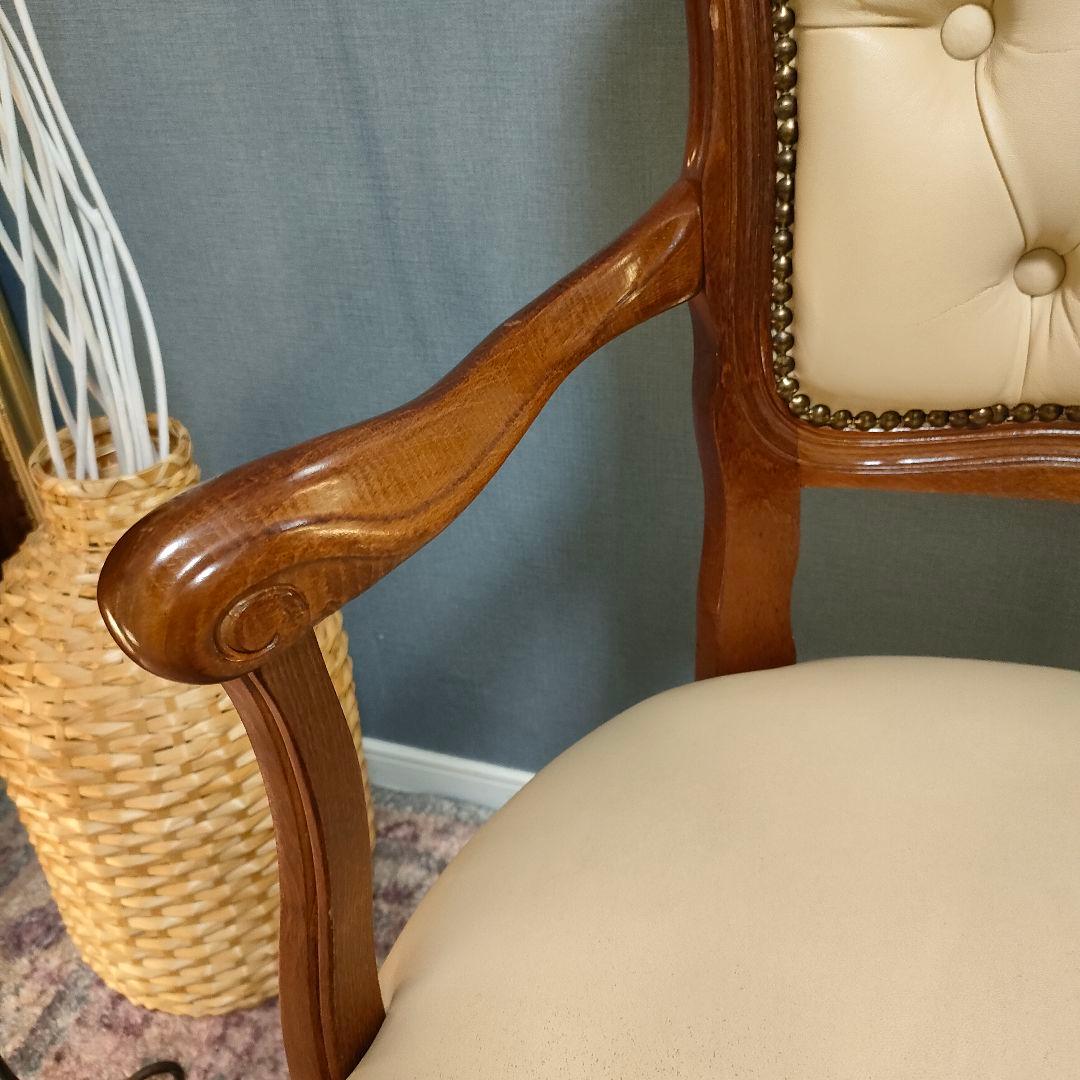 【イタリアンヴィンテージ 】クラシカルアームチェア