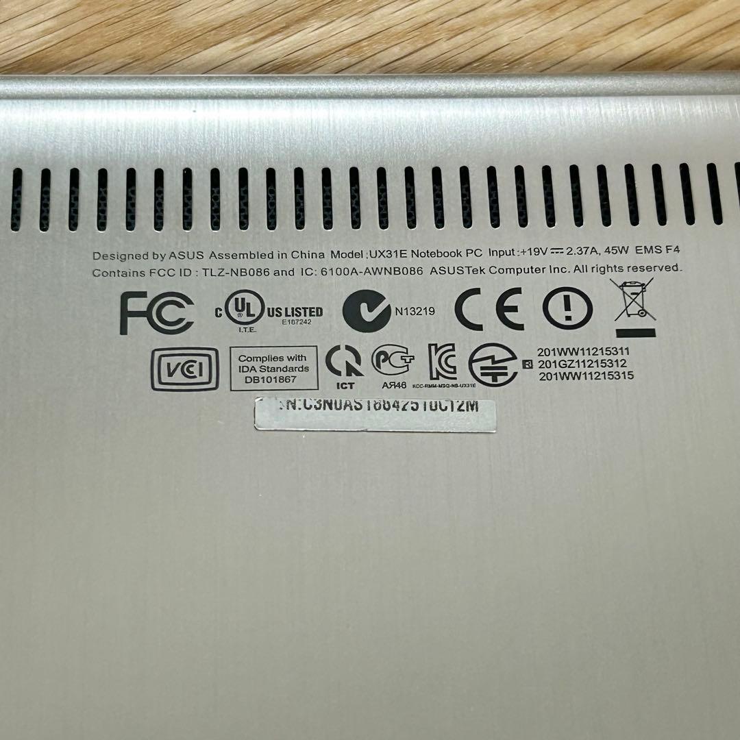 ASUS ZENBOOK UX31Eノートパソコン