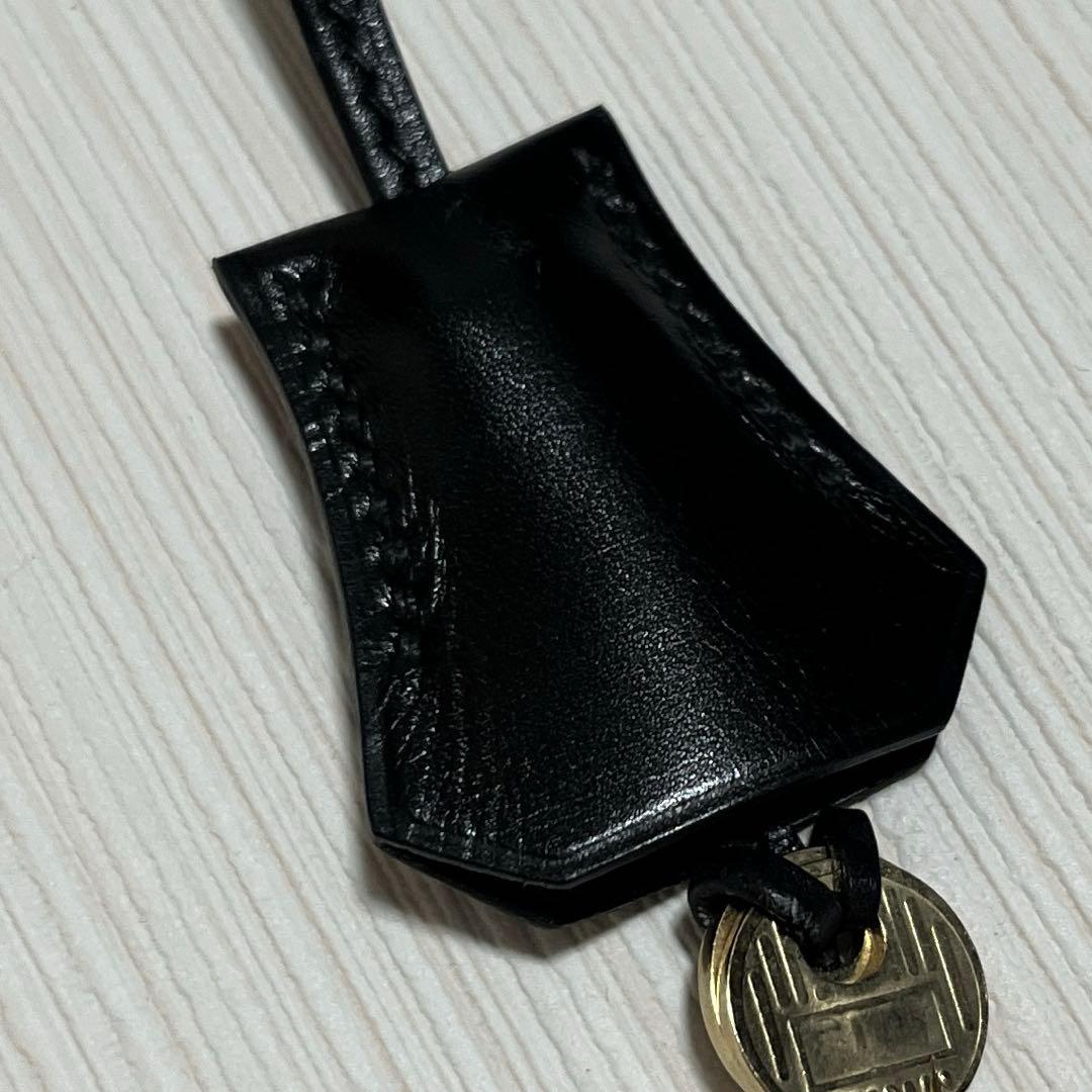エルメス　正規品　ストラップ　クロシェット　カデナ　ブラック　ボックスカーフ