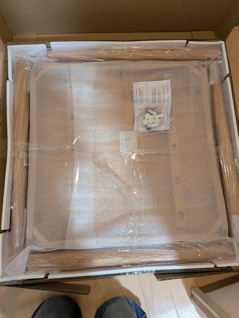 ダイニングテーブルシネマ3 正方形 幅85cm レッドオーク材 ホワイトオーク色