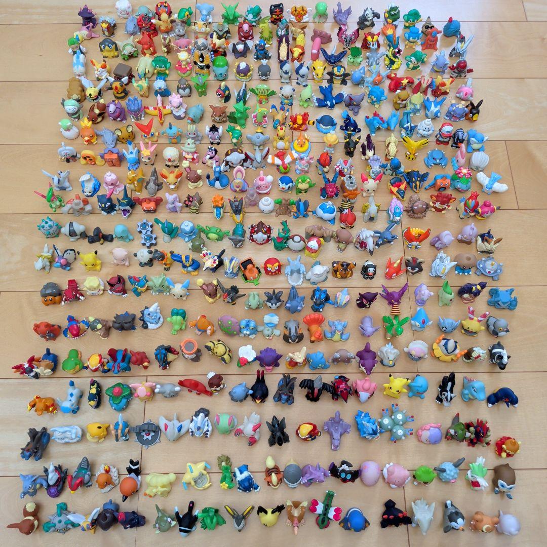 任天堂　ポケモン　指人形　ポケモンキッズ 約350個