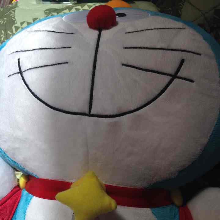 ドラえもんビッグぬいぐるみ