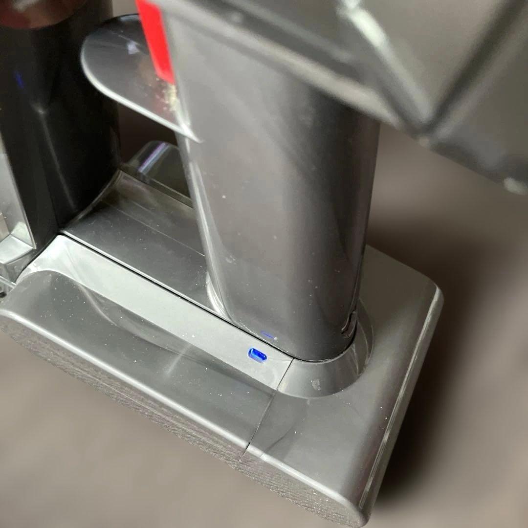 ダイソン◎フラフィV7 クリーナーセット