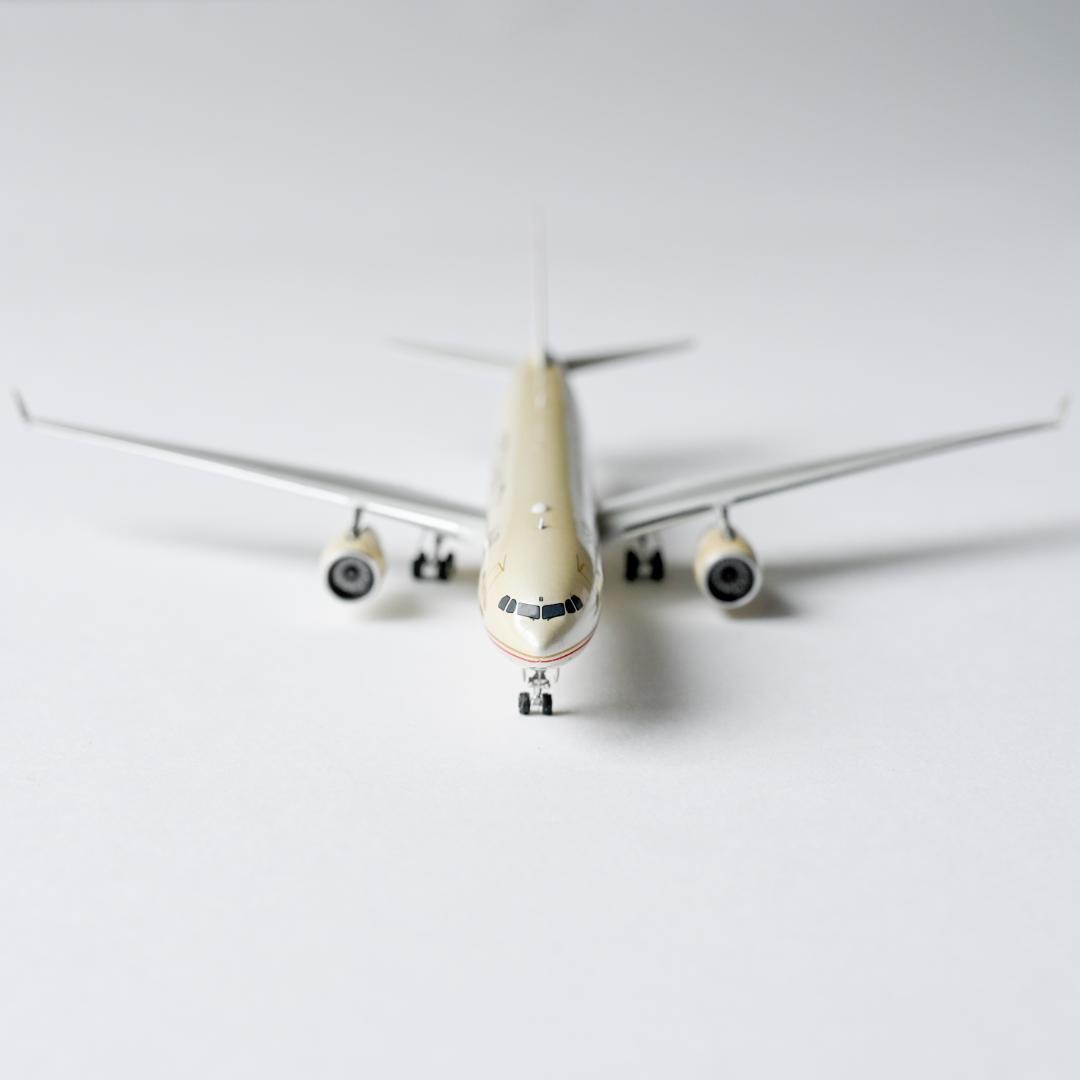 エティハド航空 A330-300 旧塗装 Phoenix 1/400