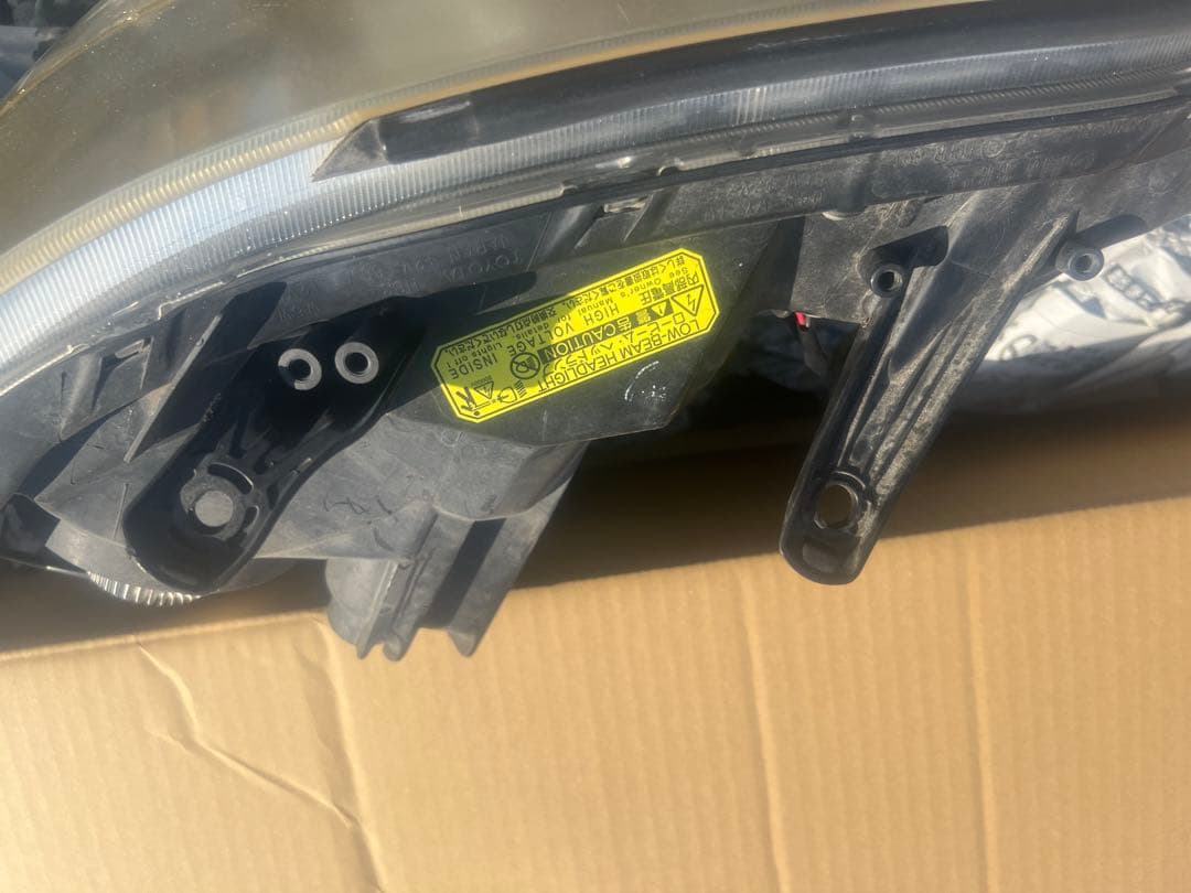 20系後期ヴェルファイア(ハイブリッド) ヘッドライトユニットAFS付バラスト付