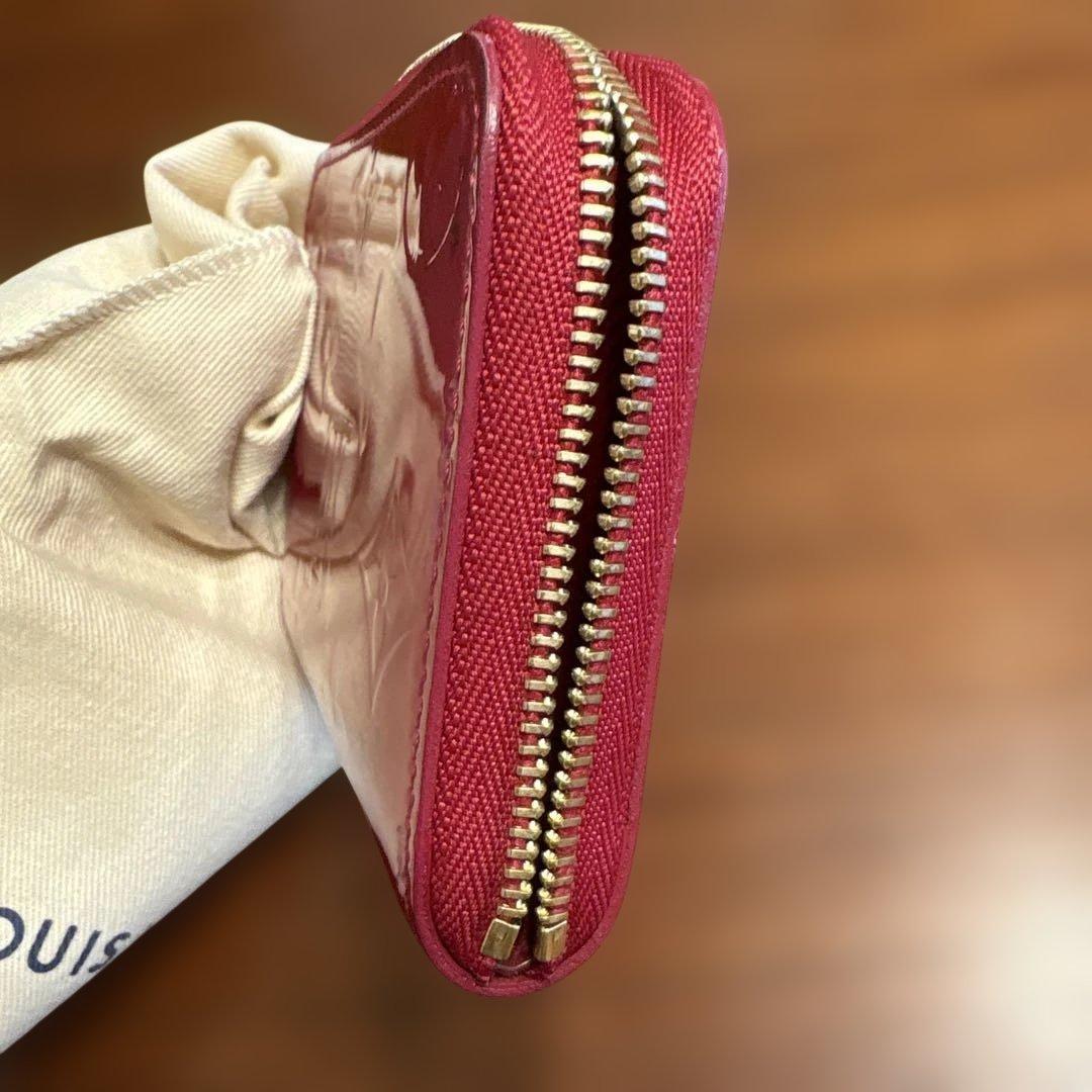 ルイヴィトン　LOUIS VUITTON ミニ財布　小銭入れ　カードケース