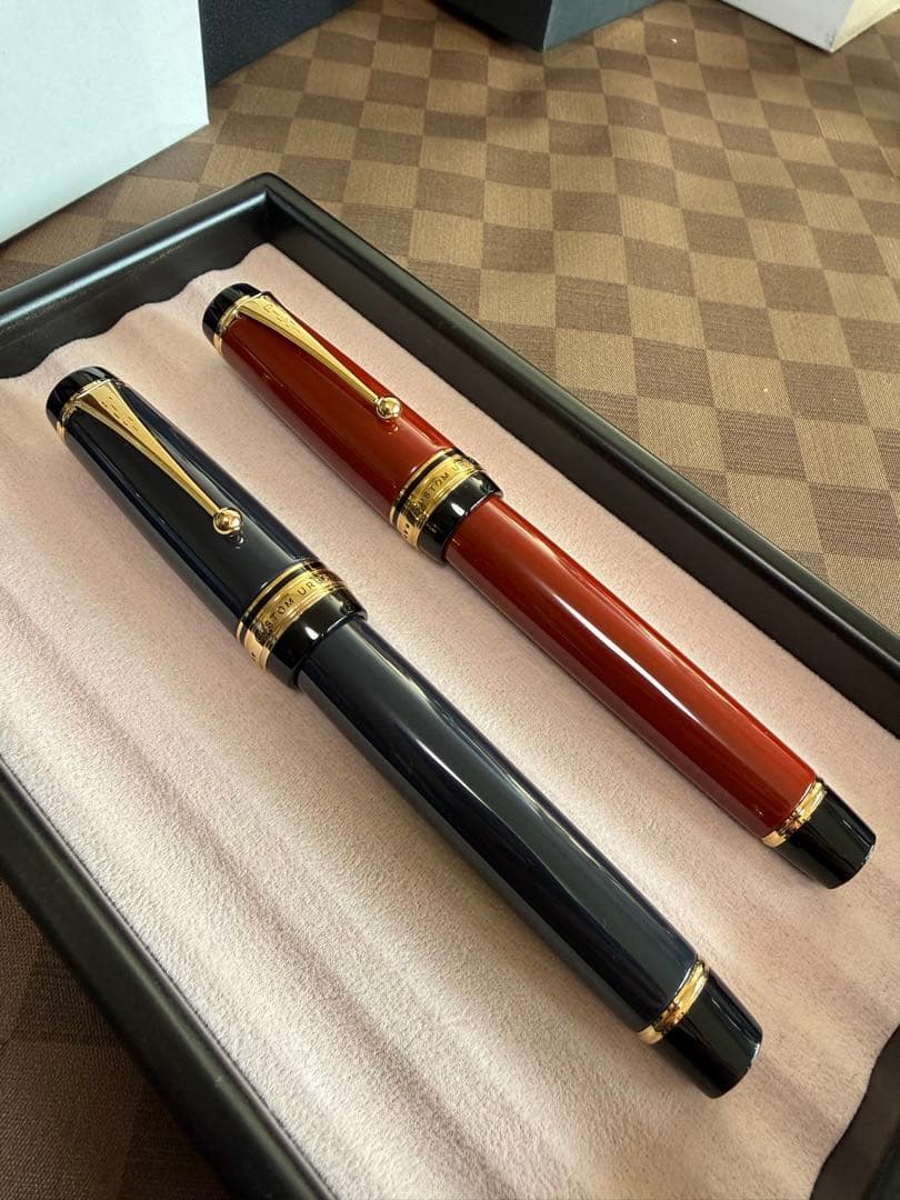 パイロット万年筆丸善限定品、2024茜朱、2025紺藍、2本セット、未使用品