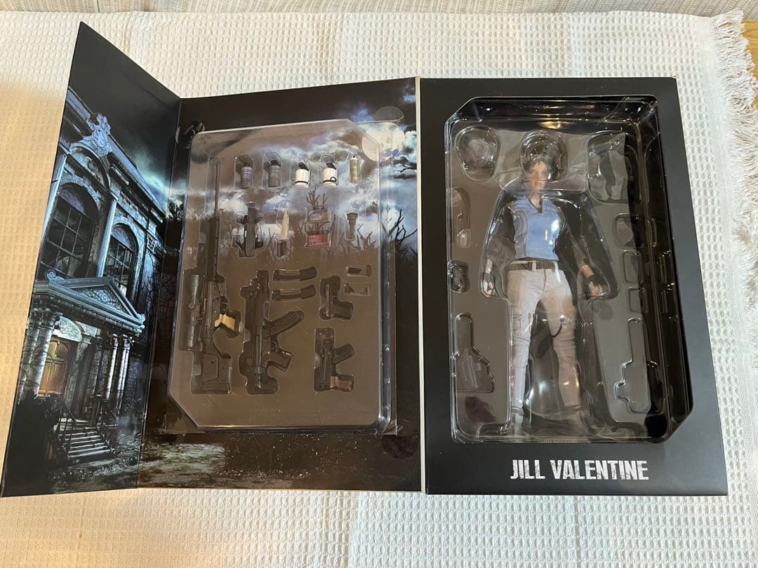 ホットトイズ バイオハザード5 フィギュア ジル・バレンタイン (BSAA版)