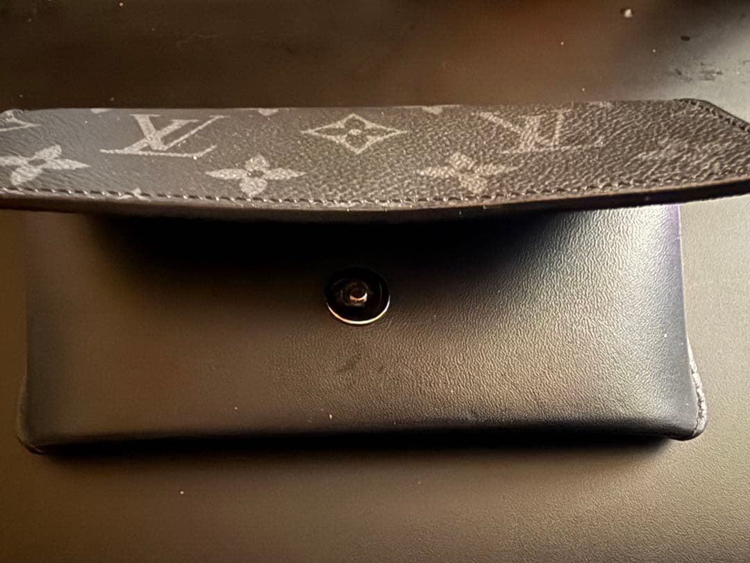 美品 LOUIS VUITTON エテュイ・リュネット ウディGI0296