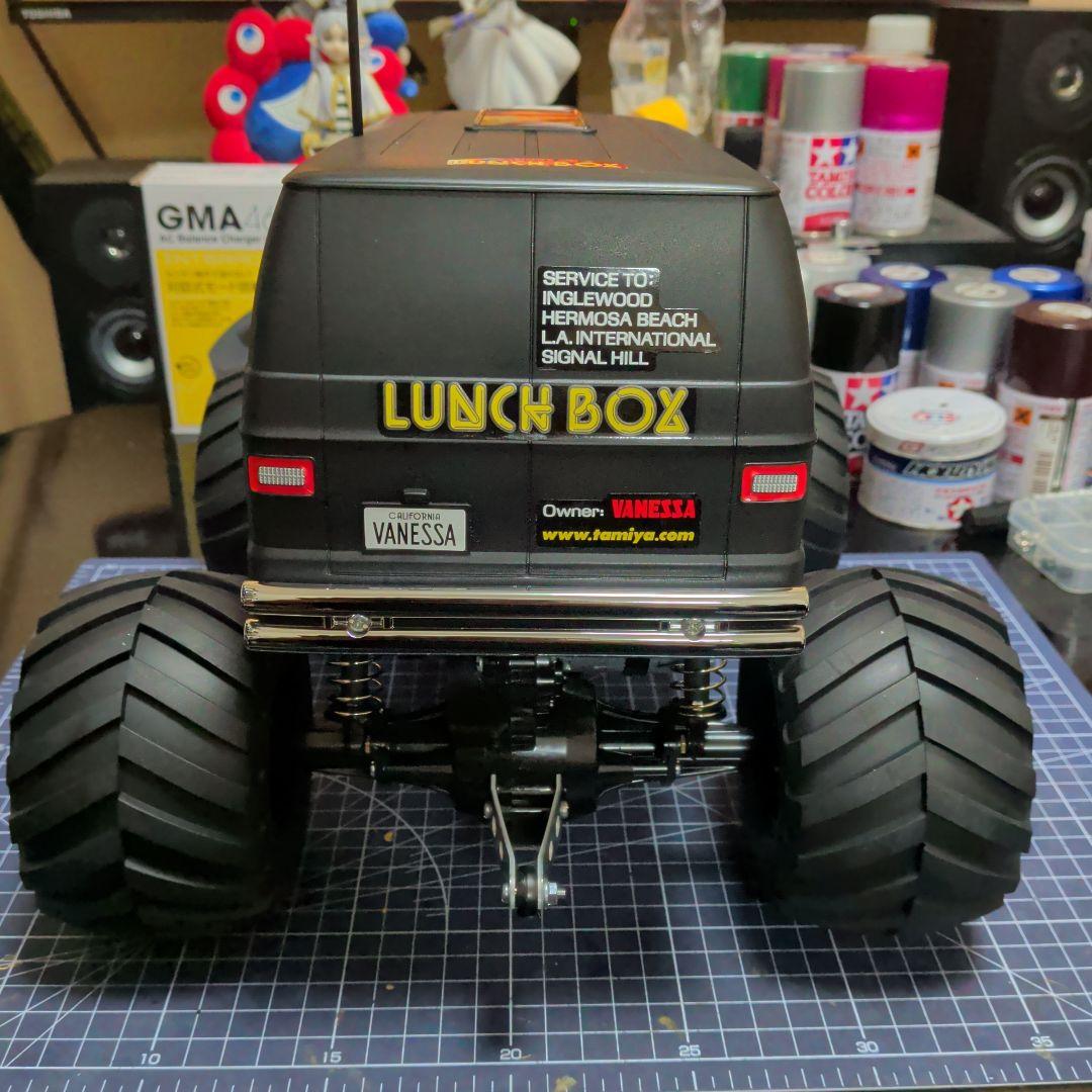 タミヤ ランチボックス ブラックエディション フルベア、サーボ、LED付き