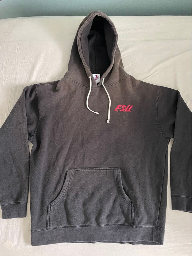 SANTA CRUZ 00s 赤ハンド パーカー