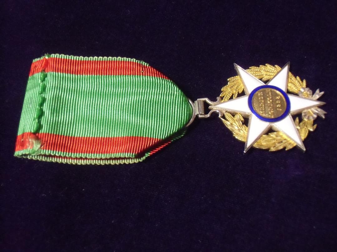 Ｆフランスの勲章＊１８８３農業有功章＊騎士級（実物）