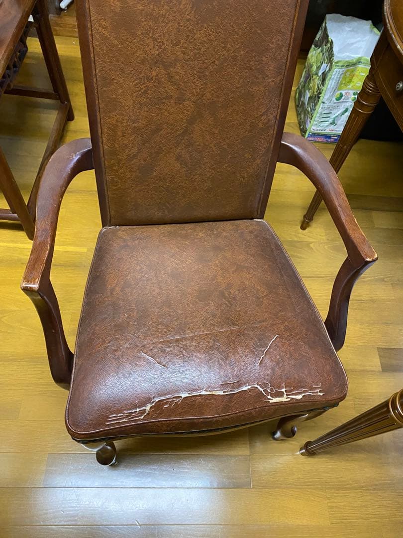 書斎 椅子 ブラウンアームチェア クラシックスタイル