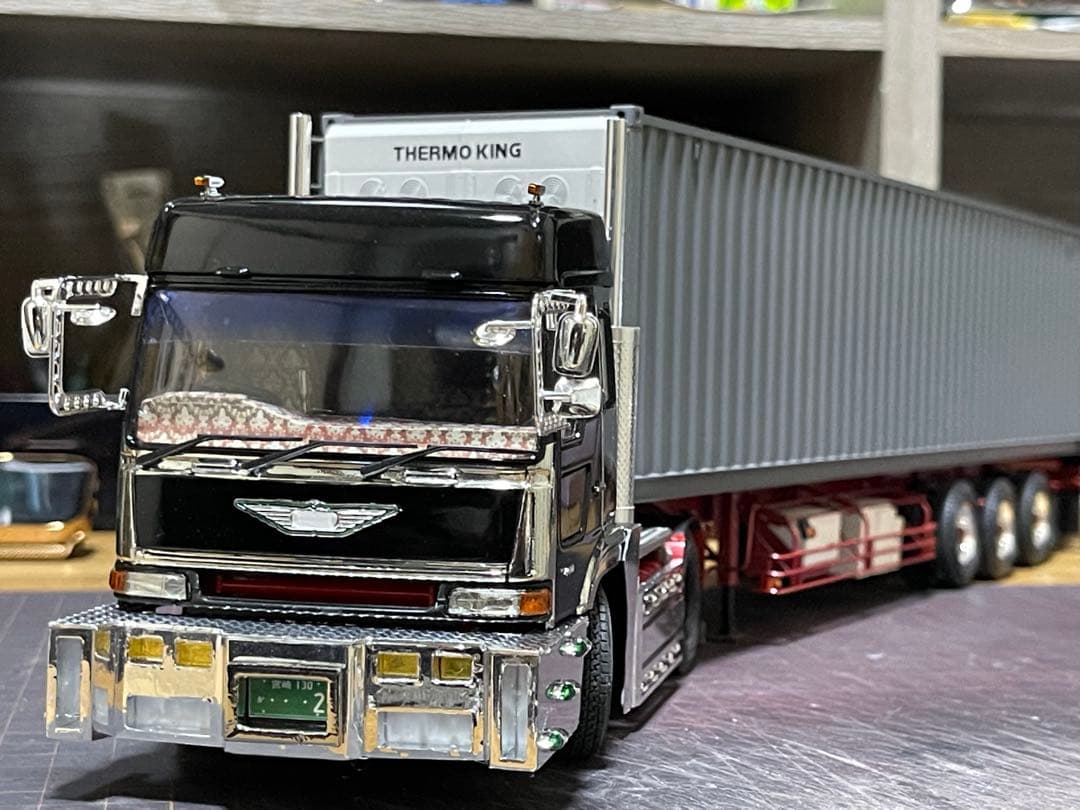デコトラ‼️1/32 アオシマ製・トレーラーヘッドのみ完成品‼️