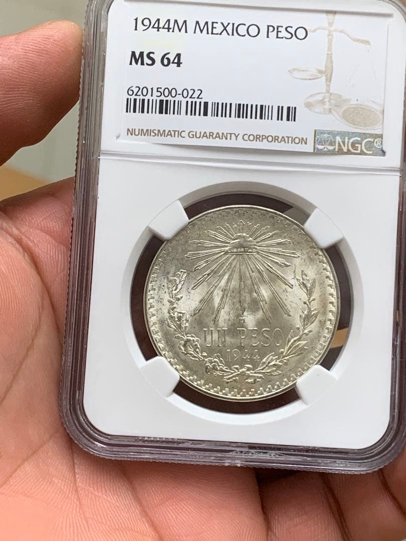 外国古銭銀貨　メキシコ銀貨　古銭　NGC 鑑定済みMS64 銀貨 本物保証
