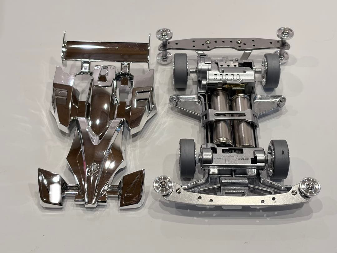 ミニ四駆　フル金属シャーシ　サイクロンマグナム