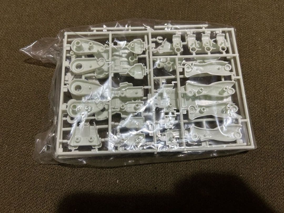 ②【1/144】バンダイ ガンダム 【説明書2枚/サーベル2本】 旧キット