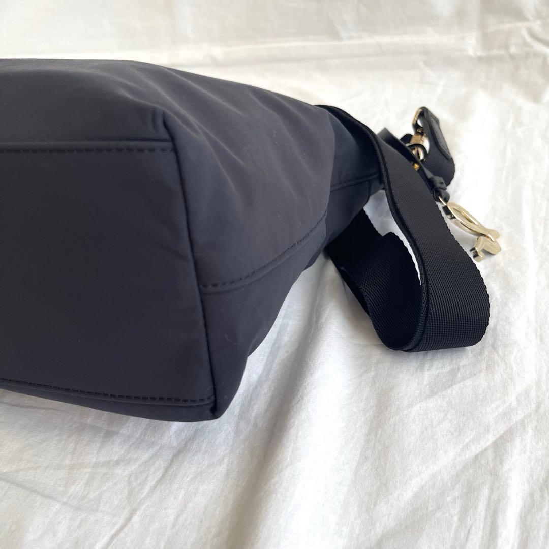 【美品】agnes b. アニエスベー　2way ショルダーバッグ　ロゴチャーム