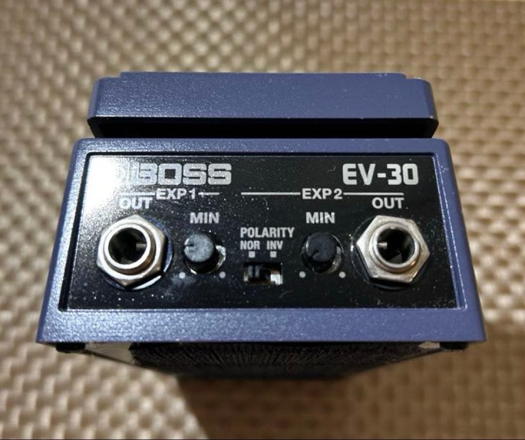 BOSS EV-30 エクスプレッションペダル