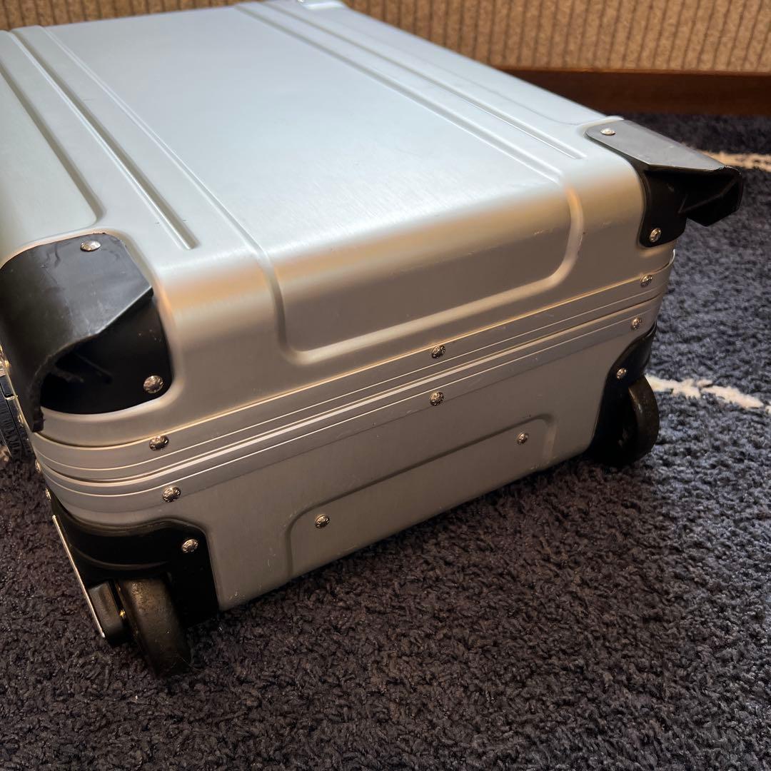 ゼロハリバートンZERO HALLIBURTON スーツケース 31L 2輪