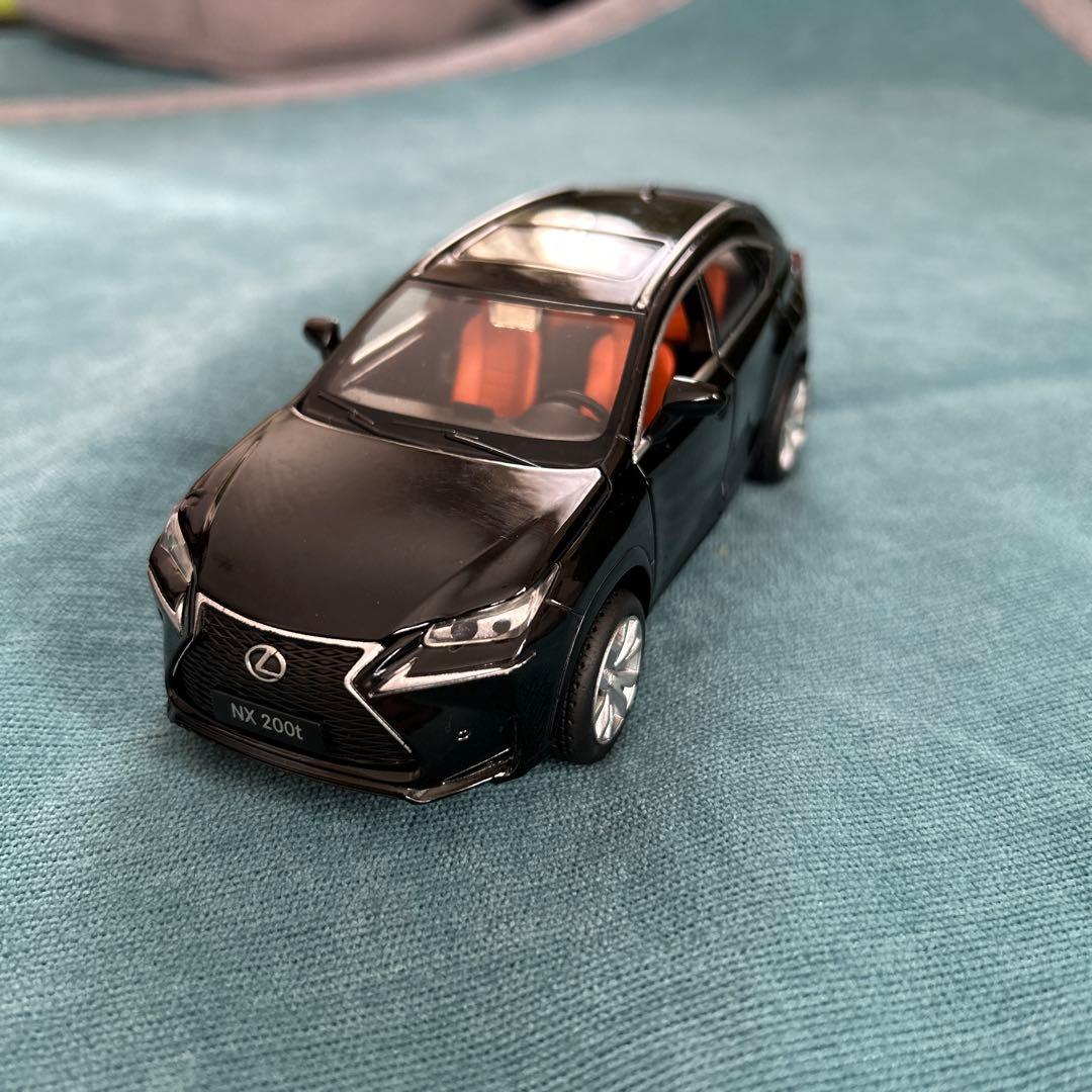 Lexus NX 200t ミニカー ブラック