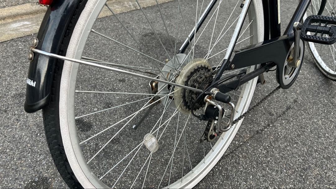 あさひの、シティサイクル 26インチ　黒 スチールフレーム 前バスケット付き