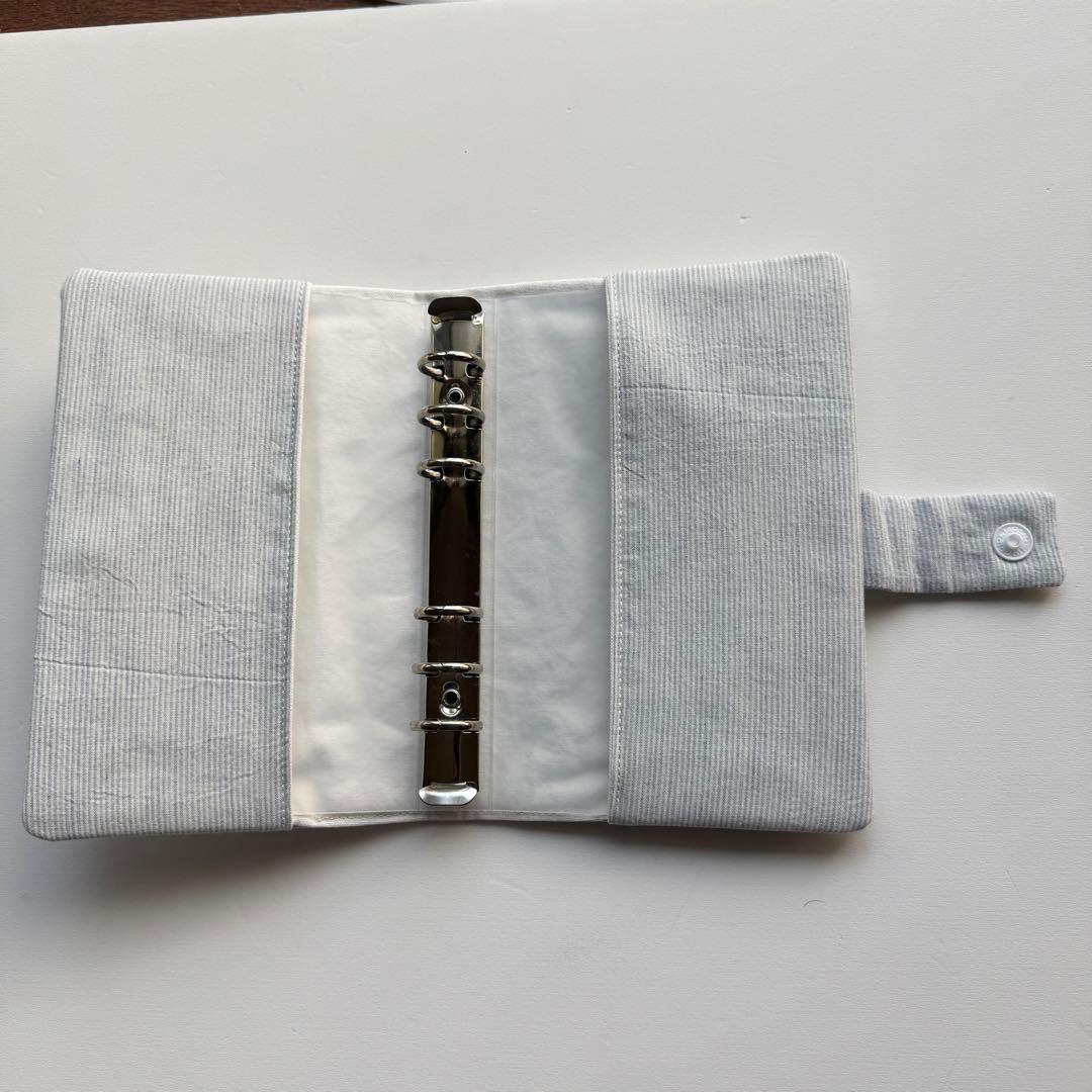 バインダーカバー　A6 水色ストライプ　カードポーチ付