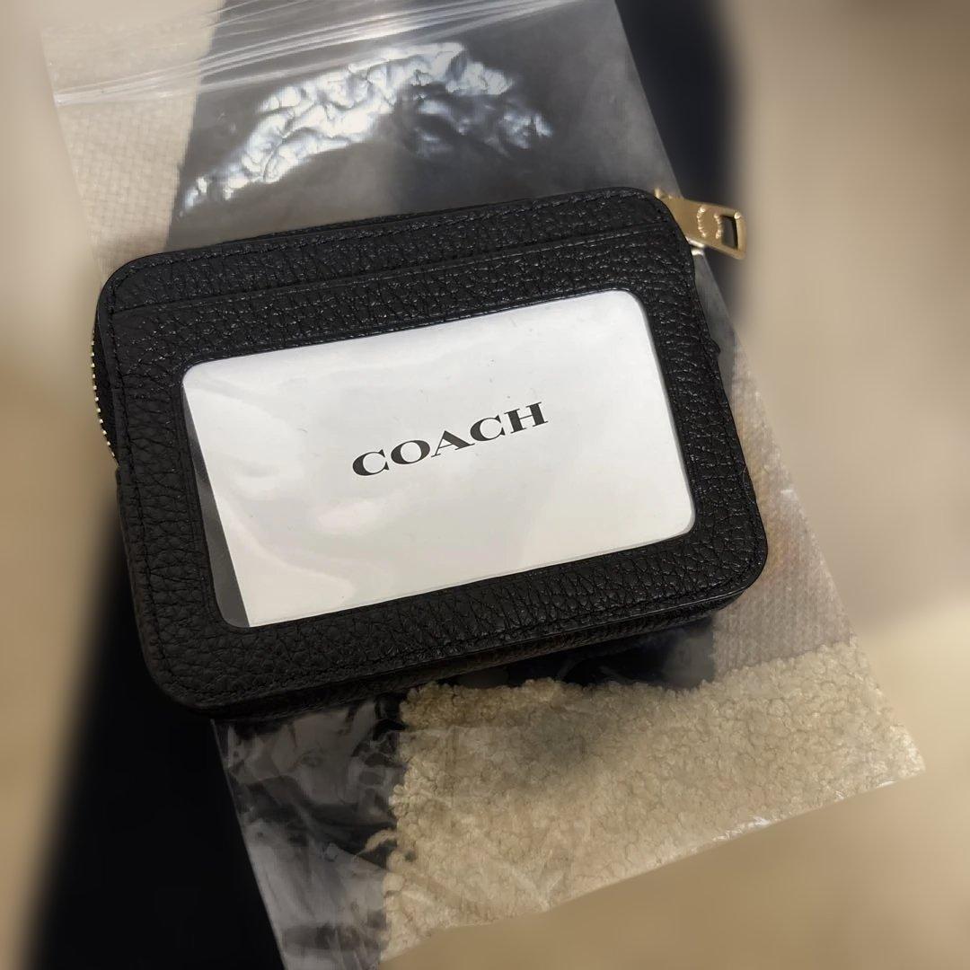 新品・未使用・COACH カードケース ブラック チェーン付 コーチ 小銭入れ