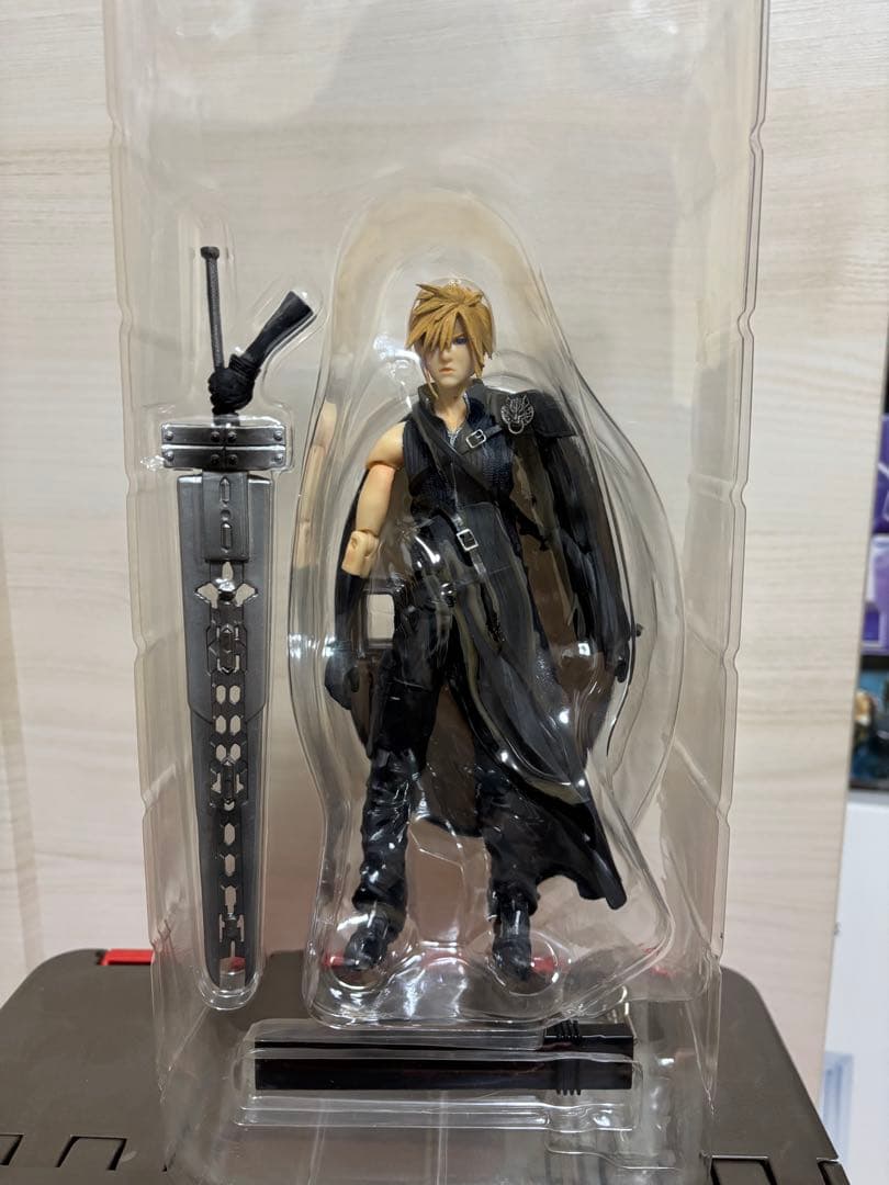 ファイナルファンタジー7アドベントチルドレン プレイアーツ クラウド＆フェンリル